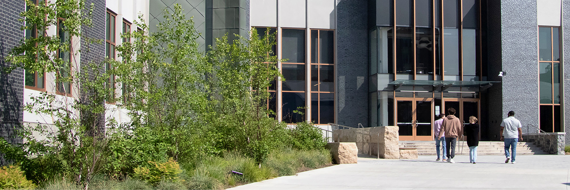 WestChesterUniv_Sciences-EngineeringCenter-TheCommons_07_Crop